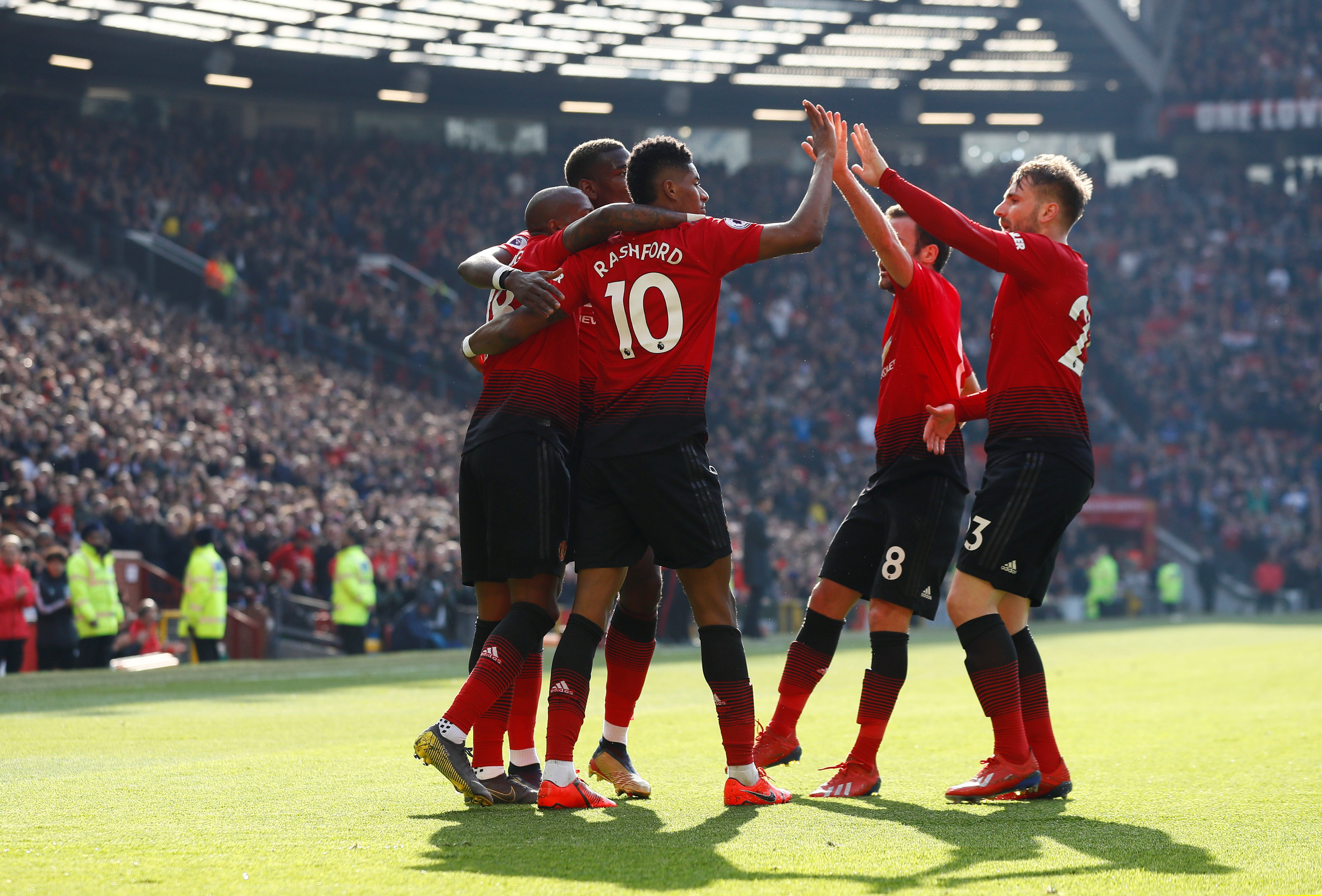 熱烈關注 熱烈關注